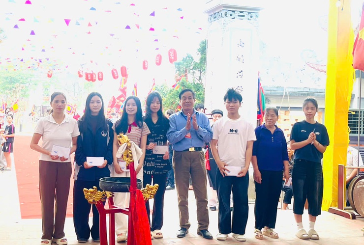 Phúc Lộc: Long trọng khai mạc lễ hội truyền thống làng Sen Chiểu xuân Bính Ngọ 2026- Ảnh 9.