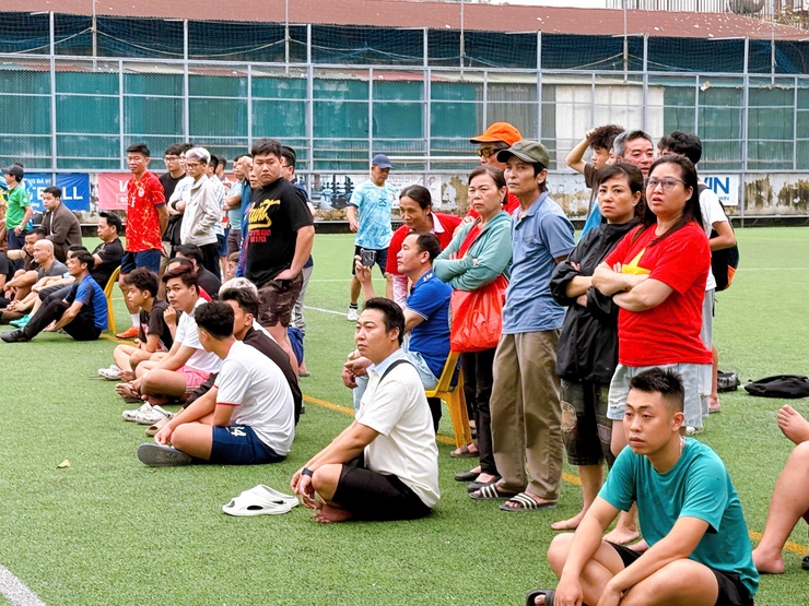 Sôi nổi Chung kết Giải bóng đá nam TDP phường Thanh Liệt năm 2026- Ảnh 5.