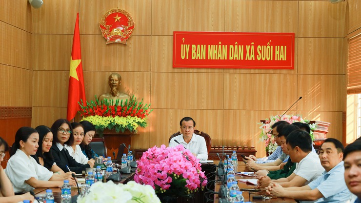 Xã Suối Hai tiếp sóng Hội nghị quán triệt Nghị quyết 02-NQ/TW của Bộ Chính trị, hướng tới mục tiêu Thủ đô “Văn hiến – Văn minh – Hiện đại – Hạnh phúc”- Ảnh 1.