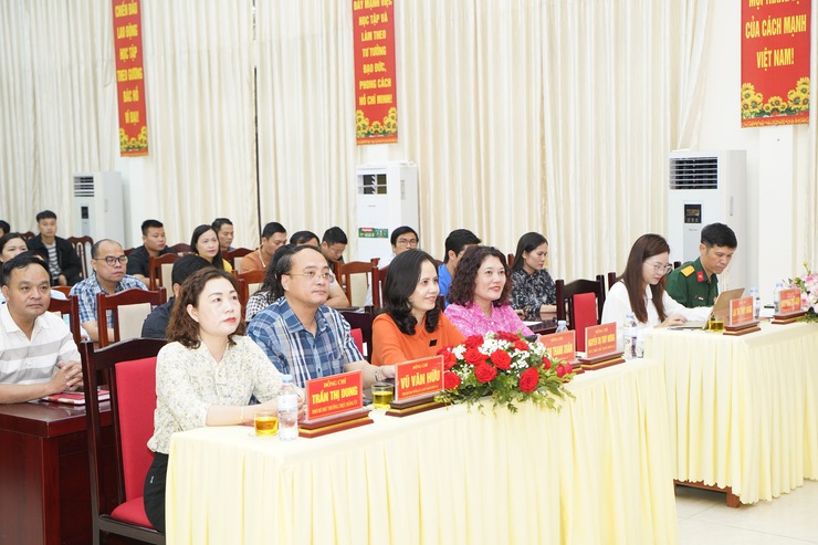 Lễ phát động cuộc thi chính luận bảo vệ nền tảng tư tưởng của Đảng lần thứ 6 - năm 2026 trên địa bàn xã Chuyên Mỹ- Ảnh 1.