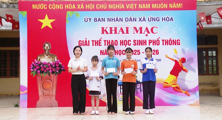 KHAI MẠC GIẢI THỂ THAO HỌC SINH PHỔ THÔNG XÃ ỨNG HÒA NĂM HỌC 2025–2026.- Ảnh 10.