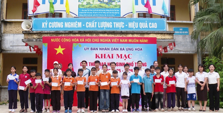 KHAI MẠC GIẢI THỂ THAO HỌC SINH PHỔ THÔNG XÃ ỨNG HÒA NĂM HỌC 2025–2026.- Ảnh 12.