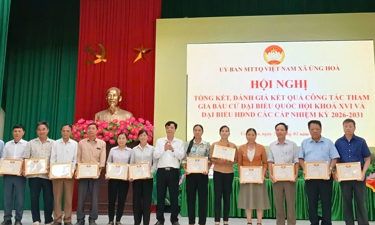 ỦY BAN MTTQ VIỆT NAM XÃ ỨNG HÒA TỔ CHỨC CHƯƠNG TRÌNH AN SINH XÃ HỘI, TỔNG KẾT CÔNG TÁC THAM GIA BẦU CỬ ĐẠI BIỂU QUỐC HỘI VÀ HĐND CÁC CẤP NHIỆM KỲ 2026–2031- Ảnh 3.