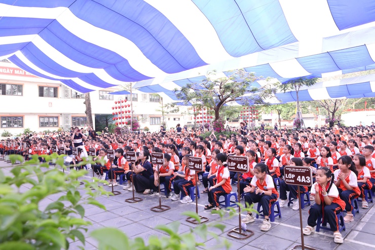 Trường Tiểu học Cổ Nhuế 2A tổ chức Ngày hội "Thiếu nhi vui khỏe - Tiến bước lên Đoàn" chào mừng kỷ niệm 95 năm ngày thành lập Đoàn TNCS Hồ Chí Minh (26/3/1931 - 26/3/2026) và 85 năm ngày thành lập Đội TNTP Hồ Chí Minh (15/5/1941 - 15/5/2026).- Ảnh 2.