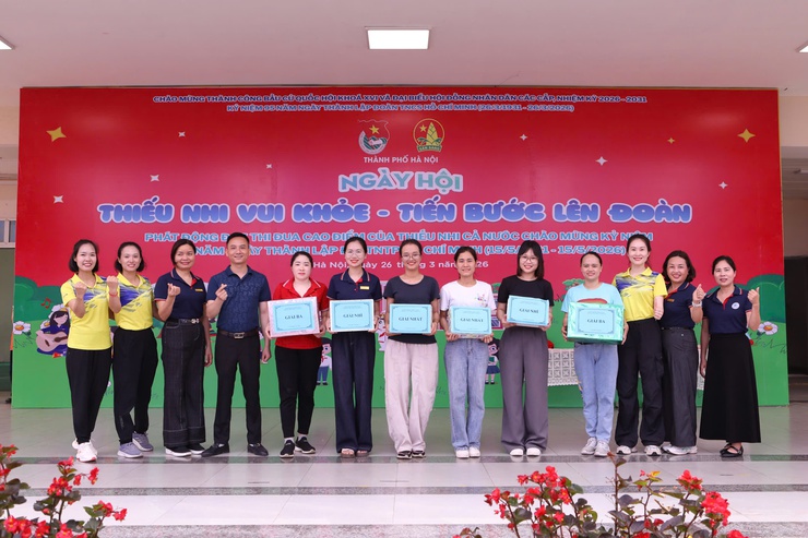 Trường Tiểu học Cổ Nhuế 2A tổ chức Ngày hội "Thiếu nhi vui khỏe - Tiến bước lên Đoàn" chào mừng kỷ niệm 95 năm ngày thành lập Đoàn TNCS Hồ Chí Minh (26/3/1931 - 26/3/2026) và 85 năm ngày thành lập Đội TNTP Hồ Chí Minh (15/5/1941 - 15/5/2026).- Ảnh 20.