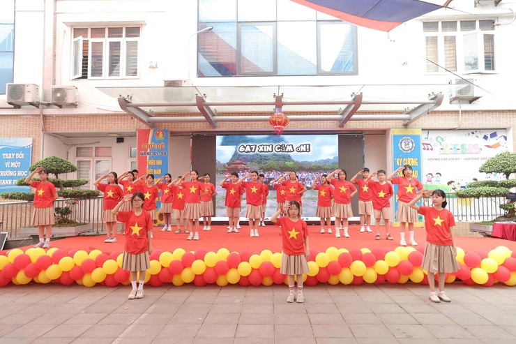 Tưng bừng hoạt động kỷ niệm 95 năm Ngày thành lập Đoàn TNCS Hồ Chí Minh (26/3/1931 – 26/3/2026) của Trường THCS Đức Thắng- Ảnh 10.