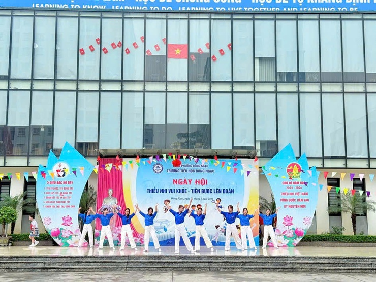 Sôi nổi Ngày hội “Thiếu nhi vui khỏe – Tiến bước lên Đoàn” năm 2026 của Trường Tiểu học Đông Ngạc- Ảnh 11.