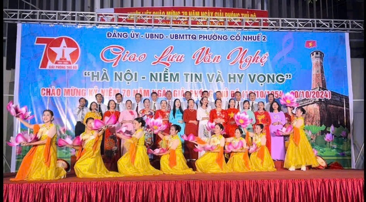 Câu lạc bộ Văn nghệ TDP Liên Trù – phường Đông Ngạc: Điểm hẹn của tình yêu âm nhạc, nâng cao đời sống văn hóa tinh thần cho Nhân dân- Ảnh 1.