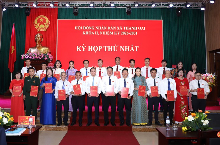 Kỳ họp thứ Nhất HĐND xã Thanh Oai khóa II, nhiệm kỳ 2026-2031: Khởi đầu mới – Khát vọng mới – Niềm tin mới- Ảnh 4.