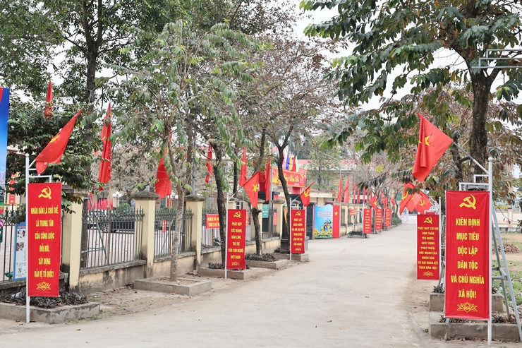 Kỳ vọng của cử tri xã Quảng Bị vào một chính quyền gần dân, sát dân- Ảnh 5.