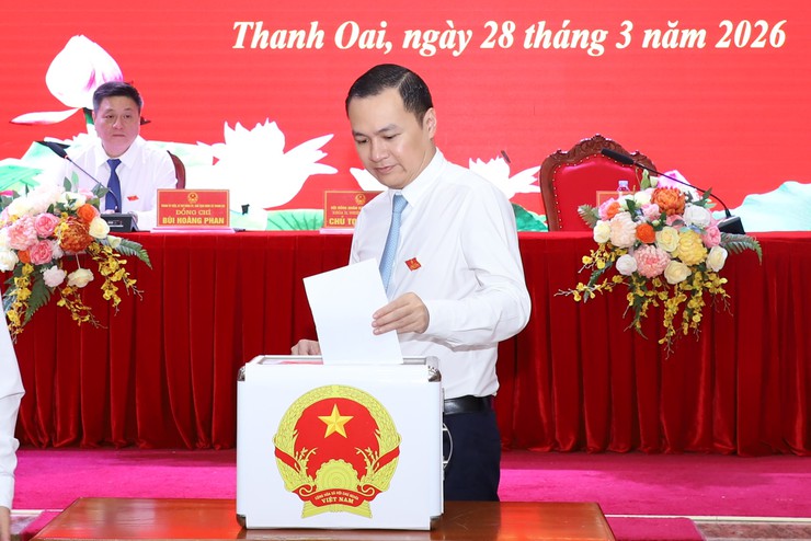 Kỳ họp thứ Nhất HĐND xã Thanh Oai khóa II, nhiệm kỳ 2026-2031: Khởi đầu mới – Khát vọng mới – Niềm tin mới- Ảnh 7.
