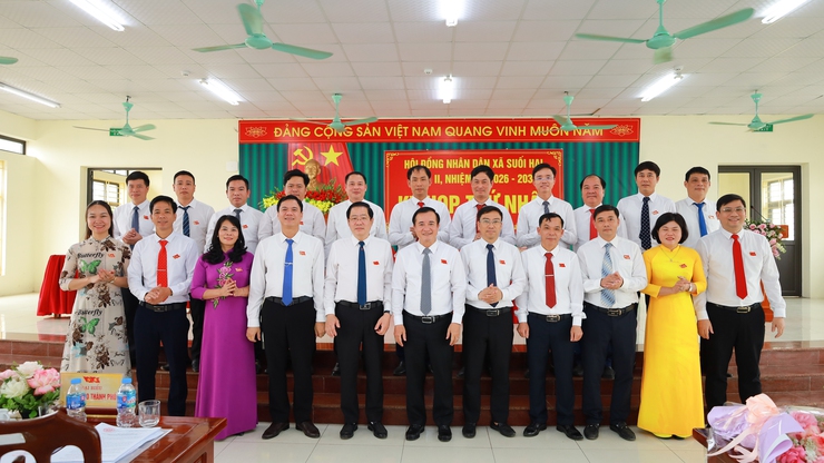 
Kỳ họp thứ Nhất HĐND xã Suối Hai khóa II kiện toàn các chức danh chủ chốt nhiệm kỳ 2026 – 2031- Ảnh 4.