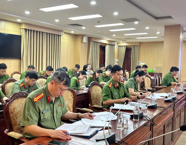 Hoài Đức dự hội nghị trực tuyến quán triệt Nghị quyết số 02-NQ/TW, ngày 17/3/2026 của Bộ Chính trị. - Ảnh 9.