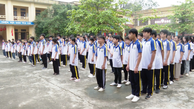 KHAI MẠC GIẢI THỂ THAO HỌC SINH PHỔ THÔNG XÃ ỨNG HÒA NĂM HỌC 2025–2026.- Ảnh 3.