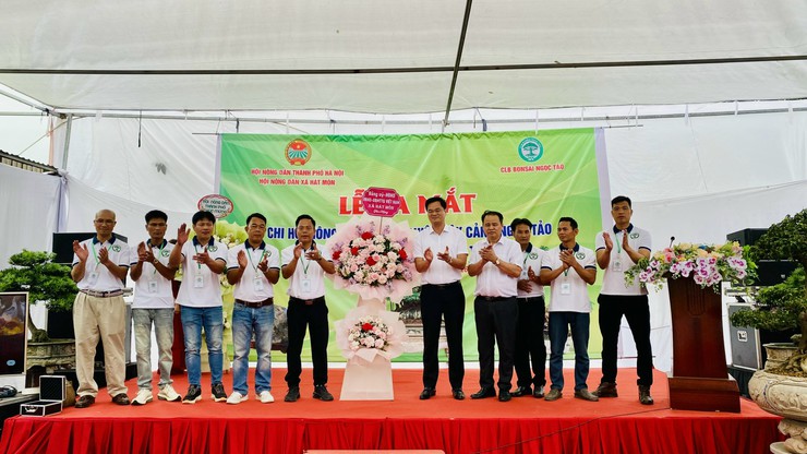 Ra mắt Chi hội Nông dân nghề nghiệp cây cảnh Ngọc Tảo- Ảnh 2.