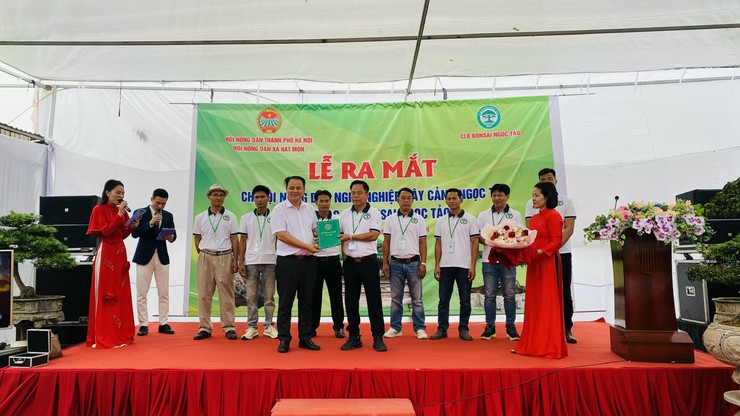 Ra mắt Chi hội Nông dân nghề nghiệp cây cảnh Ngọc Tảo- Ảnh 4.