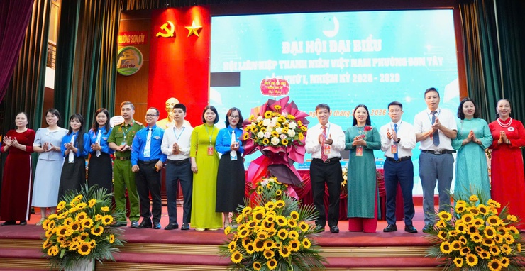 Thanh niên Sơn Tây “Đoàn kết – Tiên phong – Sáng tạo – Phát triển"- Ảnh 1.