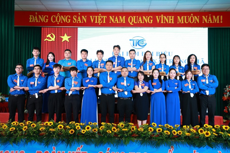 THANH NIÊN TRUNG GIÃ KHÁT VỌNG – TIÊN PHONG – ĐOÀN KẾT – SÁNG TẠO, XÂY DỰNG QUÊ HƯƠNG GIÀU ĐẸP, VĂN MINH- Ảnh 3.