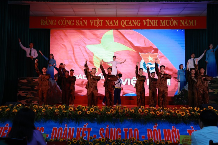 VĂN NGHỆ CHÀO MỪNG ĐẠI HỘI HỘI LHTN XÃ TRUNG GIÃ KHOÁ I, NHIỆM KỲ 2026-2029- Ảnh 6.