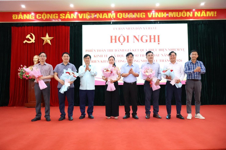 HỘI NGHỊ PHIÊN TOÀN THỂ UBND XÃ BA VÌ THÁNG 3 NĂM 2026- Ảnh 4.