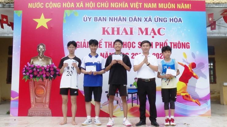 SÔI NỔI CÁC NỘI DUNG THI ĐẤU KHỐI THCS TẠI GIẢI THỂ THAO HỌC SINH XÃ ỨNG HÒA NĂM HỌC 2025–2026- Ảnh 6.