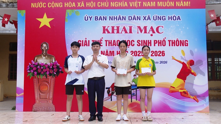 SÔI NỔI CÁC NỘI DUNG THI ĐẤU KHỐI THCS TẠI GIẢI THỂ THAO HỌC SINH XÃ ỨNG HÒA NĂM HỌC 2025–2026- Ảnh 11.