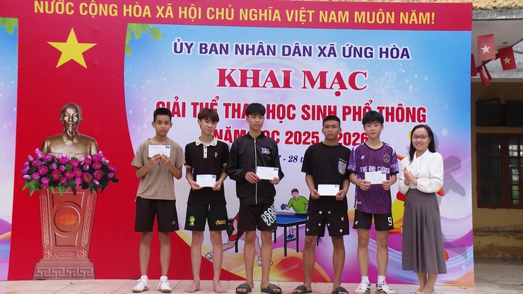 SÔI NỔI CÁC NỘI DUNG THI ĐẤU KHỐI THCS TẠI GIẢI THỂ THAO HỌC SINH XÃ ỨNG HÒA NĂM HỌC 2025–2026- Ảnh 18.