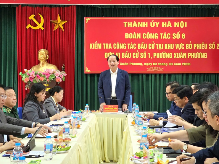 Đoàn công tác số 06 Thành ủy Hà Nội kiểm tra công tác chuẩn bị bầu cử tại phường Xuân Phương- Ảnh 10.