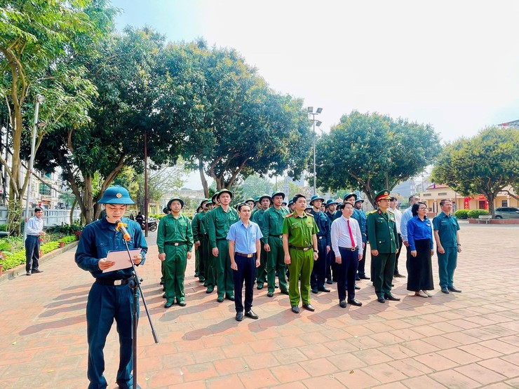 Chương trình báo công dâng Bác, gặp mặt tân binh sẵn sàng lên đường nhập ngũ năm 2026- Ảnh 2.