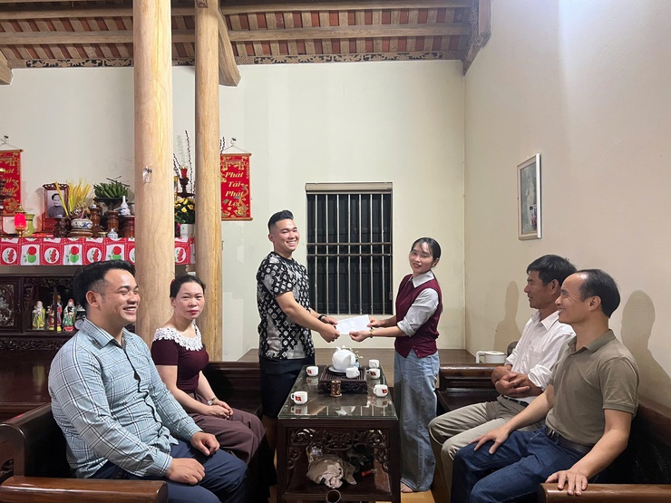 Ban Công tác Mặt trận các thôn xã Quảng Bị thăm hỏi, tặng quà tân binh trước ngày nhập ngũ năm 2026- Ảnh 9.