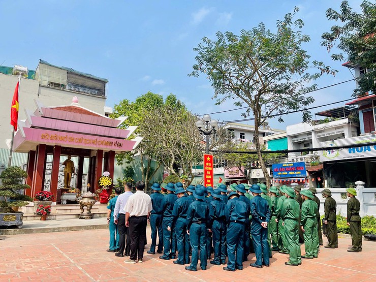 Chương trình báo công dâng Bác, gặp mặt tân binh sẵn sàng lên đường nhập ngũ năm 2026- Ảnh 4.