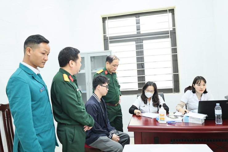 Tuổi trẻ Quảng Bị sẵn sàng lên đường bảo vệ Tổ quốc, viết tiếp truyền thống quê hương anh hùng- Ảnh 3.