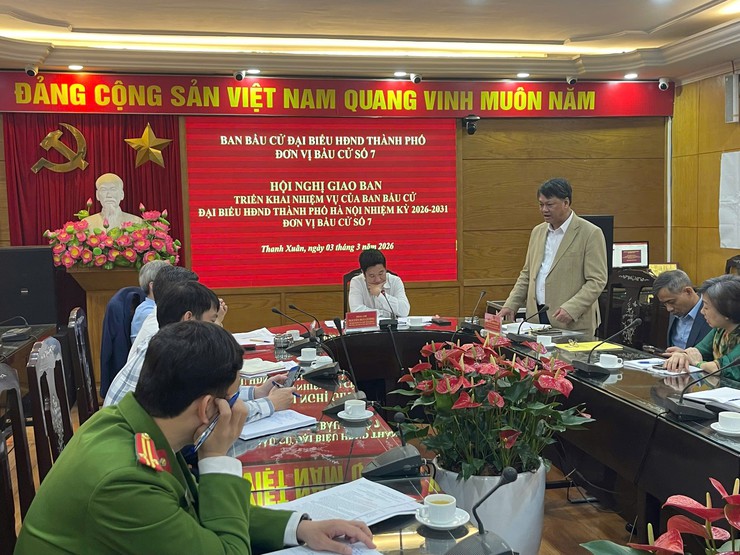 Hội nghị giao ban triển khai nhiệm vụ của ban bầu cử đại biểu HĐND thành phố Hà Nội nhiệm kỳ 2026-2031 ở đơn vị bầu cử số 7- Ảnh 2.