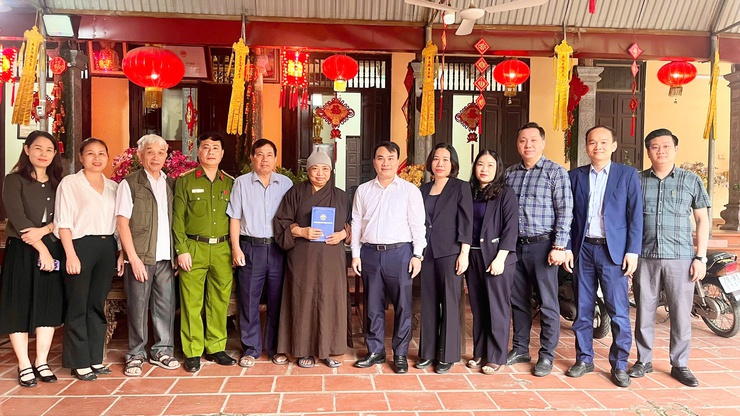 Lãnh đạo phường Tây Tựu thăm, chúc mừng các cơ sở tôn giáo nhân Tết Thượng Nguyên 2026- Ảnh 3.