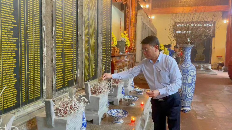 Thạch Thất: Gặp mặt và tuyên dương thanh niên lên đường nhập ngũ năm 2026- Ảnh 4.