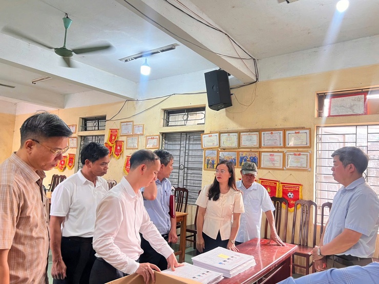 Đoàn Công tác số 02 của Ban thường vụ Đảng uỷ kiểm tra công tác chuẩn bị bầu cử đại biểu Quốc hội lần thứ XVI và đại biểu HĐND các cấp nhiệm kỳ 2026 – 2031 tại 5 thôn- Ảnh 4.