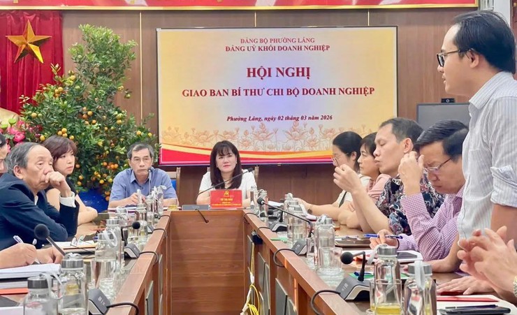 ĐẢNG ỦY DOANH NGHIỆP PHƯỜNG LÁNG TĂNG CƯỜNG LÃNH ĐẠO, ĐỒNG HÀNH CÙNG DOANH NGHIỆP THỰC HIỆN NHIỆM VỤ QUÝ I/2026 - Ảnh 3.