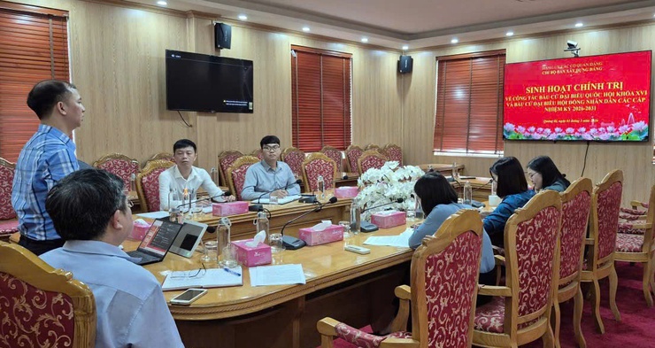 Chi bộ Ban Xây dựng Đảng xã Quảng Bị tổ chức sinh hoạt chính trị và sinh hoạt chuyên đề quý I/2026- Ảnh 2.