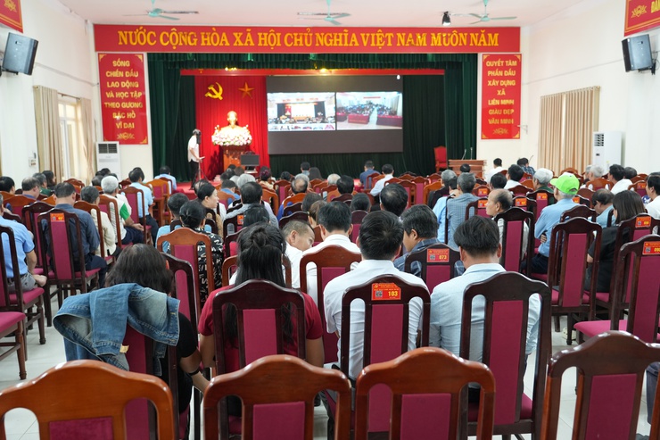 Ứng cử đại biểu Quốc hội khóa XVI vận động bầu cử với cử tri xã Liên Minh- Ảnh 1.