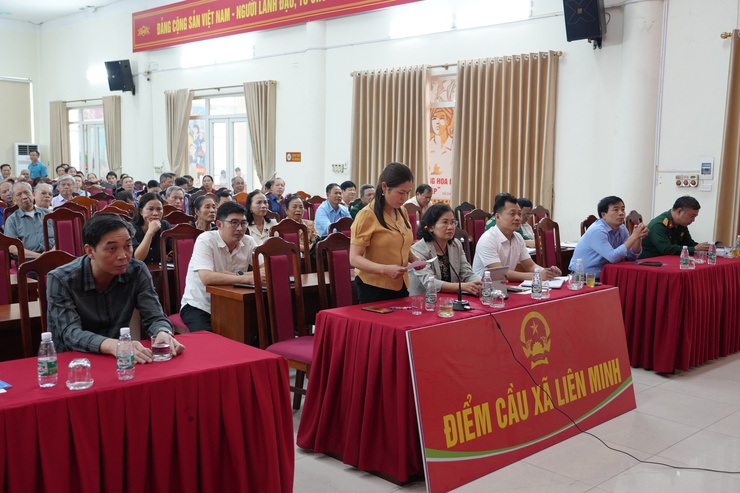 Ứng cử đại biểu Quốc hội khóa XVI vận động bầu cử với cử tri xã Liên Minh- Ảnh 5.