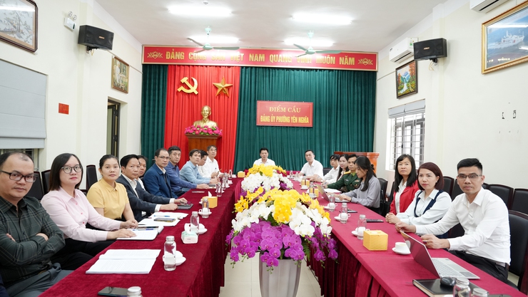 Yên Nghĩa tham dự hội nghị giao ban công tác tháng 2, triển khai nhiệm vụ trọng tâm tháng 3/2026 của Thành phố Hà Nội- Ảnh 2.