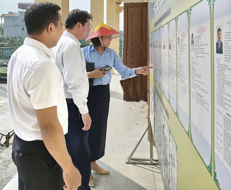 Ban bầu cử số 02 tiếp tục kiểm tra kiểm tra công tác niêm yết danh sách cử tri, danh sách ứng cử viên đại biểu Quốc hội XVI và đại biểu HĐND các cấp nhiệm kỳ 2026 – 2031- Ảnh 2.