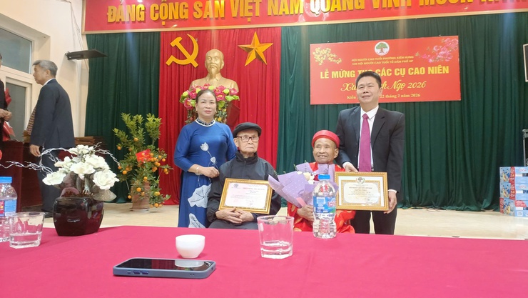 Nét đẹp mừng thọ đầu xuân- Ảnh 2.