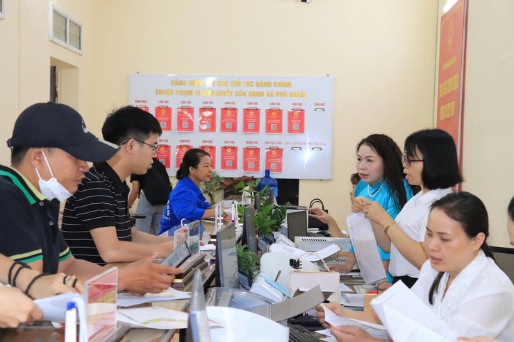 Phú Nghĩa phát động phong trào thi đua “Cải cách hành chính đồng bộ - Chính quyền phục vụ nhân dân” năm 2026- Ảnh 1.