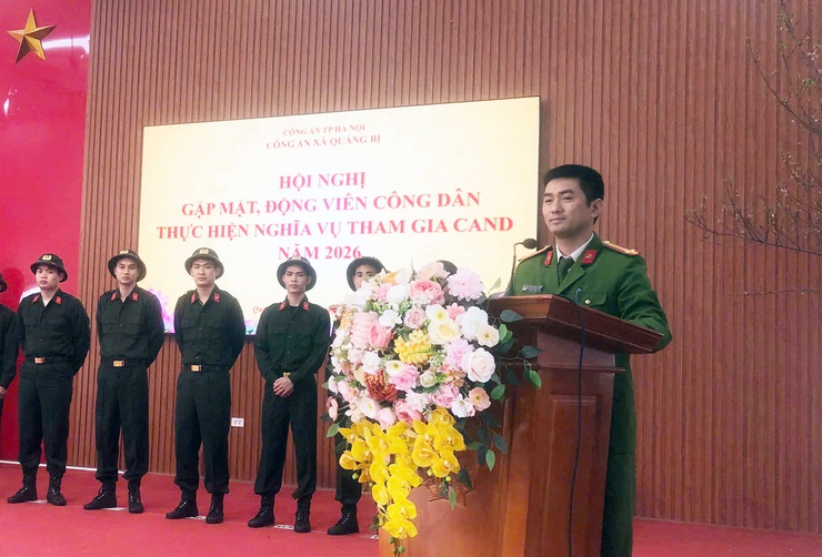 Công an xã Quảng Bị tổ chức hội nghị gặp mặt, động viên công dân thực hiện nghĩa vụ công an nhân dân năm 2026- Ảnh 2.