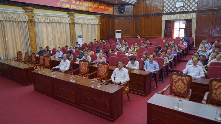 Cử tri phường Từ Liêm tham dự Hội nghị tiếp xúc cử tri với người ứng cử đại biểu Quốc hội khóa XVI

- Ảnh 2.