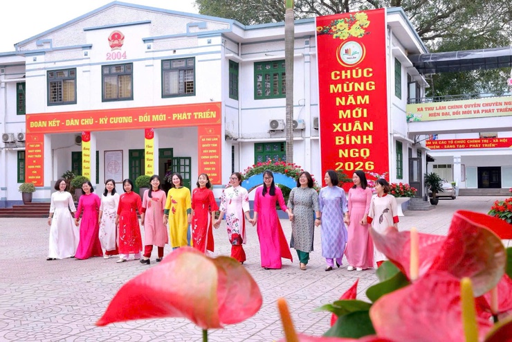 THƯ LÂM LAN TỎA “THÁNG ÁO DÀI” TỪ NGÀY ĐẦU TUẦN THÁNG BA- Ảnh 2.