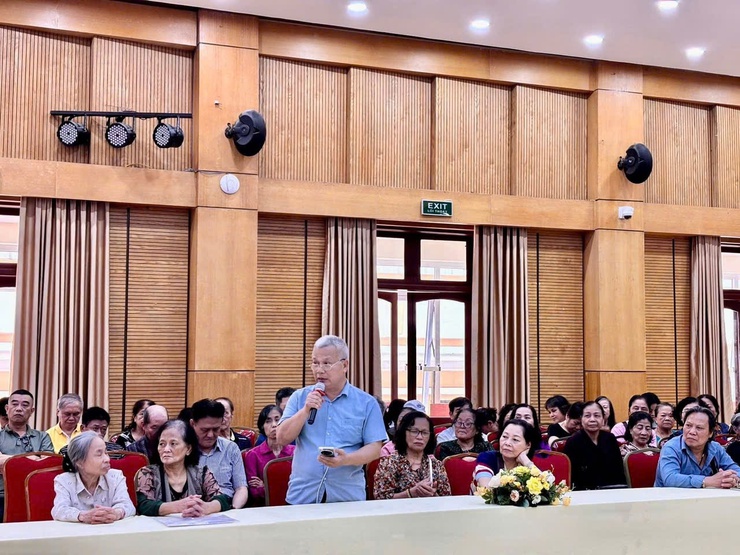 Hội nghị tiếp xúc giữa cử tri với người ứng cử Đại biểu HĐND phường Hoàn Kiếm, nhiệm kỳ 2026-2031- Ảnh 59.