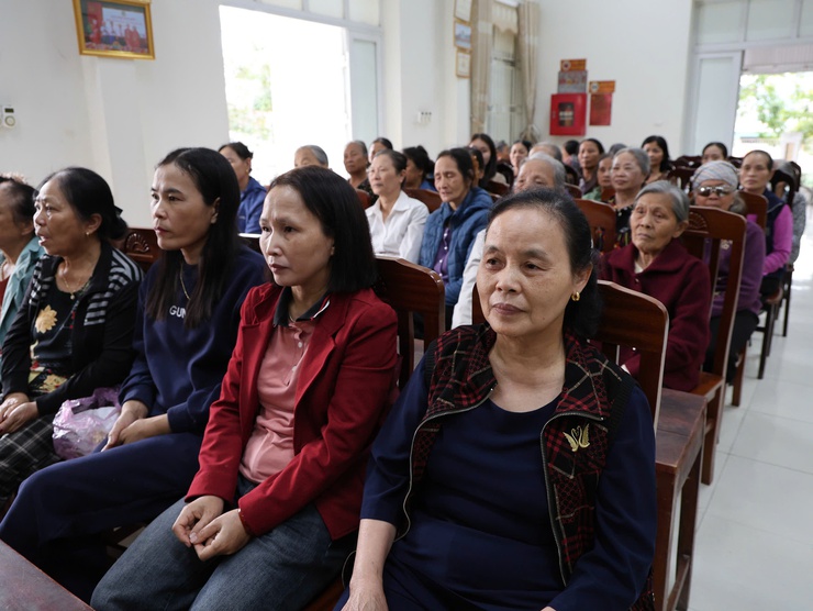 Tam Hưng: Sôi nổi Hội nghị tiếp xúc cử tri đơn vị bầu cử số 2 với những người ứng cử đại biểu HĐND xã nhiệm kỳ 2026–2031- Ảnh 4.