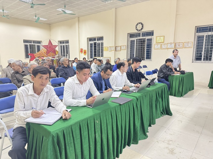  ĐỒNG CHÍ ĐINH HỮU BÌNH, PHÓ BÍ THƯ ĐẢNG ỦY, CHỦ TỊCH UBND XÃ DỰ SINH HOẠT CHI BỘ THÔN TRƯỜNG XUÂN
QUYẾT TÂM HOÀN THÀNH TỐT NHIỆM VỤ BẦU CỬ- Ảnh 5.